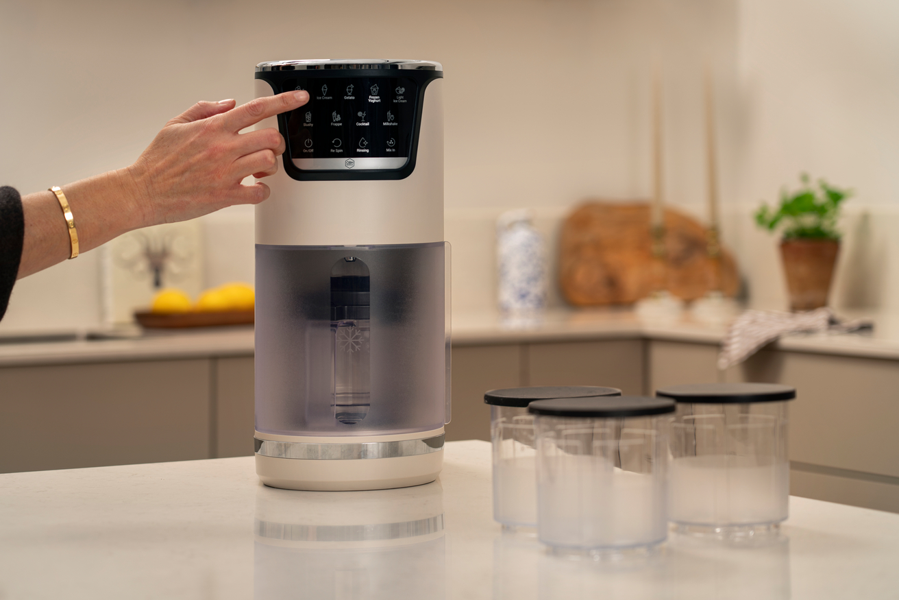 Ainutlaatuinen 1 Step Perfector ‑ tekniikka takaa samettisen täyteläisen ja sileän lopputuloksen joka kerta. 