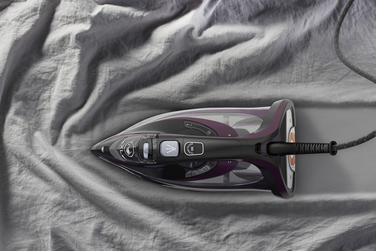 Eri materiaalien silitys