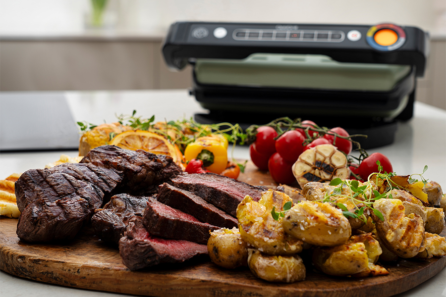 OptiGrill Green Lichen Standard - lämmityslevyt ylä- että alapuolella, mikä takaa tasaisen ja täydellisen grillaustuloksen.