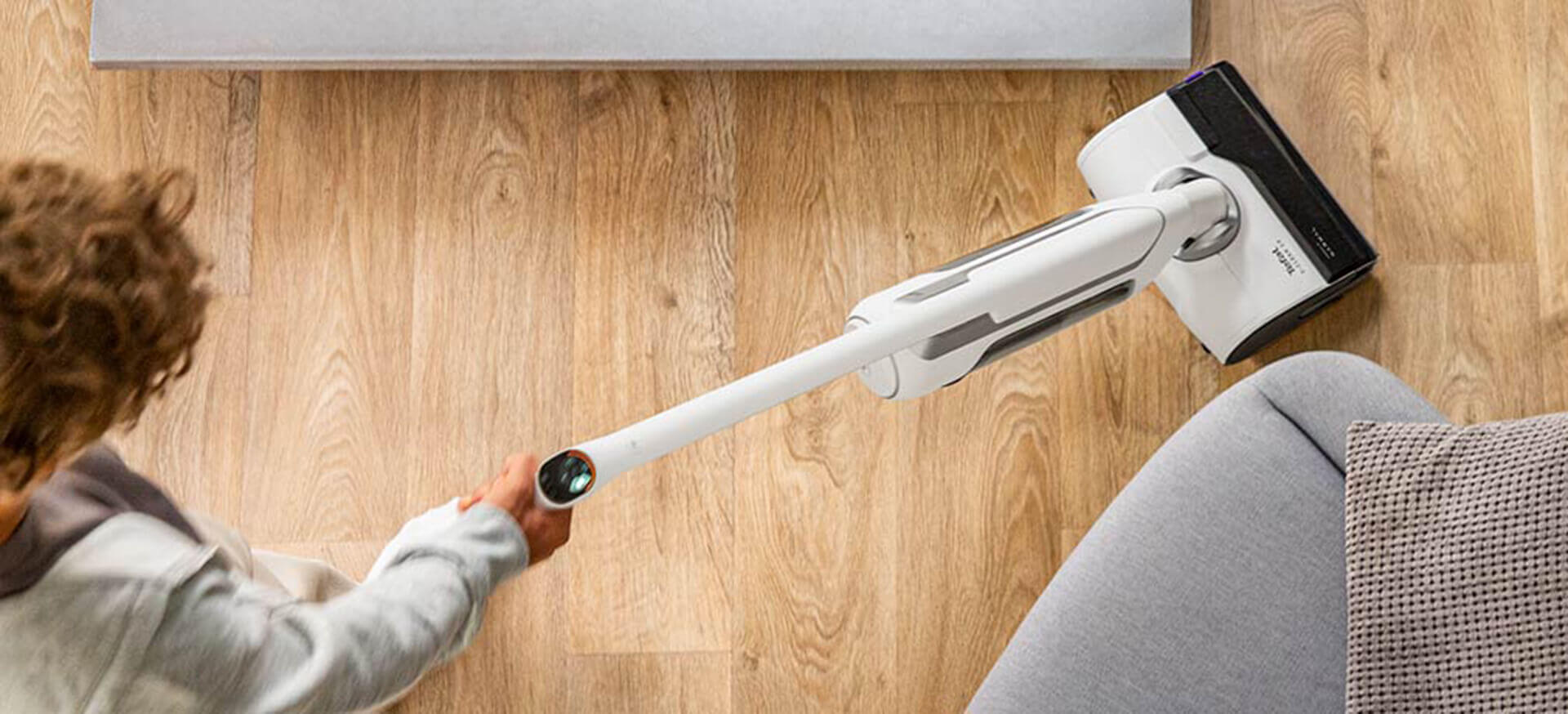X-Clean 10Imuroi ja pesee lattian yhdellä vedolla