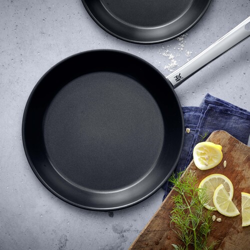 Nordic Profi paistinpannusetti 2 osaa, 24/28 cm Non-Stick, teräs 