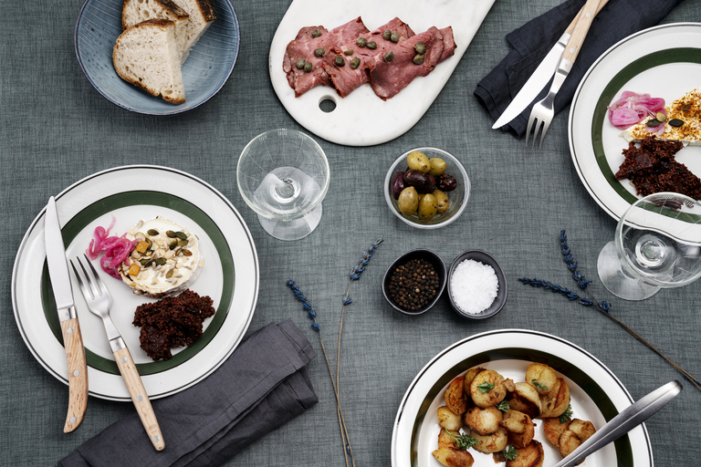 Pihviveitset rustiikkisella charmilla