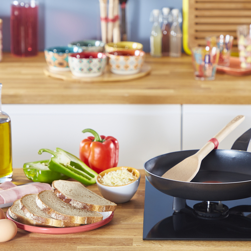 Easy Cook and Clean Paistinpannusetti 24 & 28 cm 