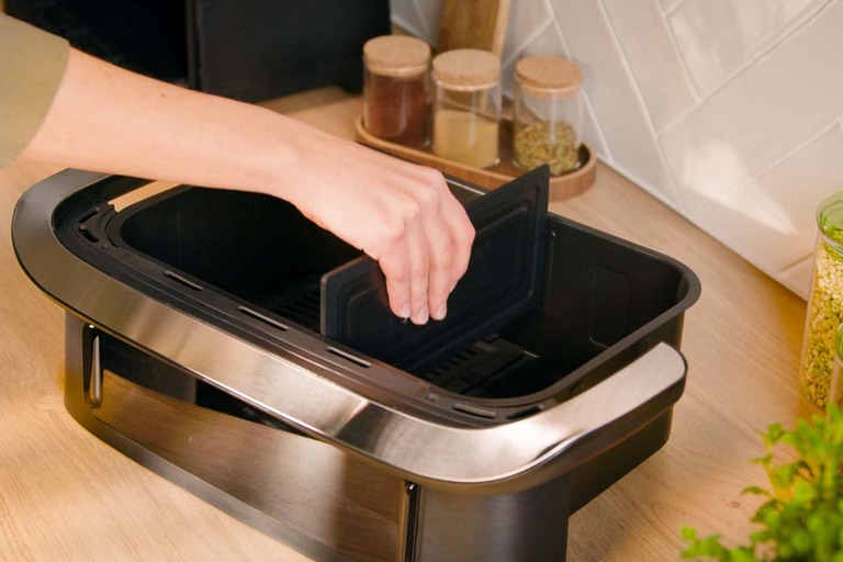 Flex Dual Easy Fryn mukana toimitetaan