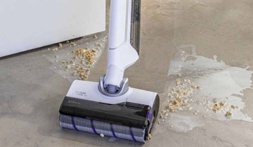 Pestytoiminnolla varustettu pölynimuri