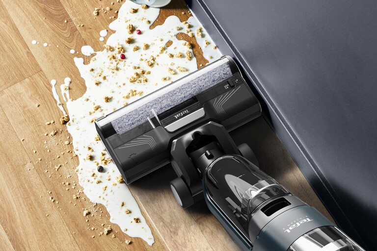 Onko Tefalilla laitteita, jotka imuroivat ja moppaavat samanaikaisesti? 