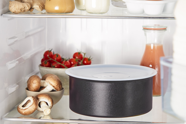 Säilytä helposti jääkaapissa Ingenio-kannen avulla.