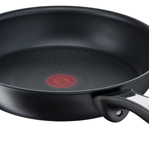 Unlimited on Paistinpannusetti 20 cm / 24 cm / 28 cm 