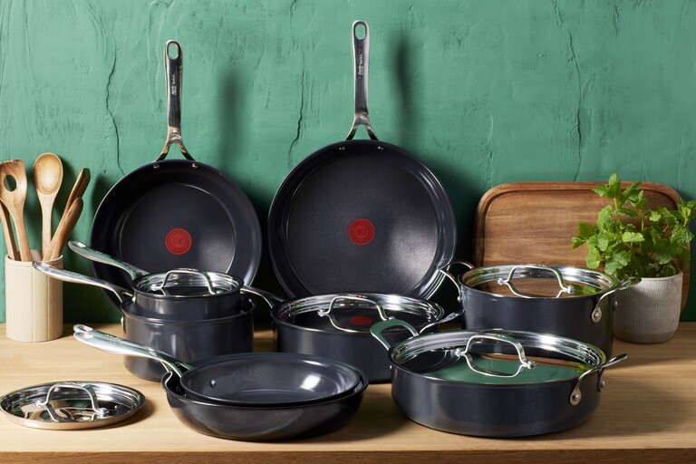 Keraaminen paistinpannu